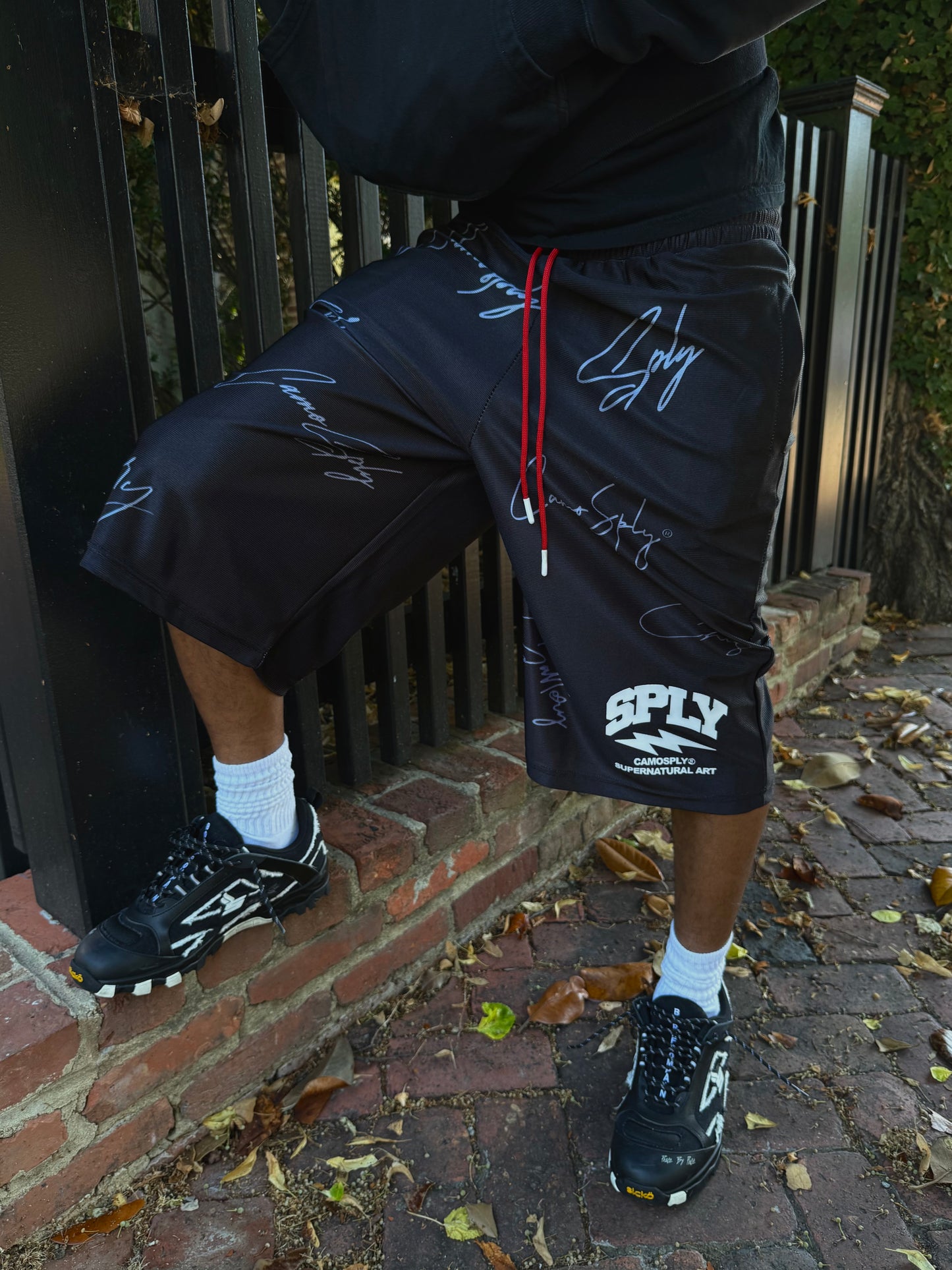 CAMOSPLY® Signature Shiny 3/4 shorts